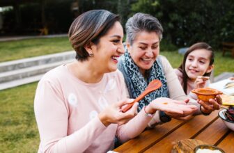 The Sandwich Era: My Story of Caring for Getting older Dad and mom Whereas Elevating Youngsters